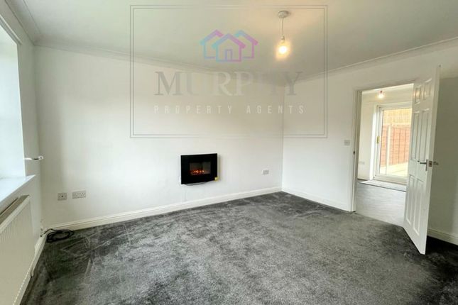 8 Old Mill Close, Pontefract photo 3