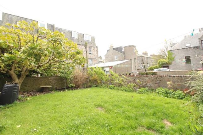 Flat to rent in Jackson Terrace, Aberdeen