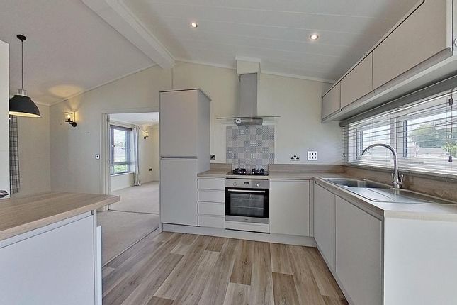 51, Rhododendron Close, Herne Bay photo 3