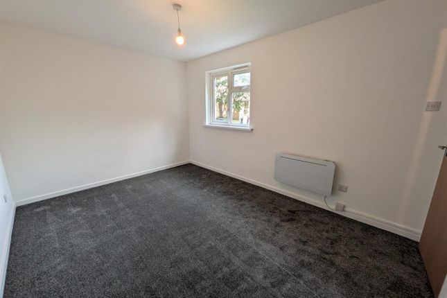 21, Brookfield Road, Bradford photo 5