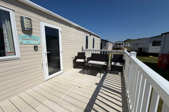2 Bayside, Haven, Watchet photo 2