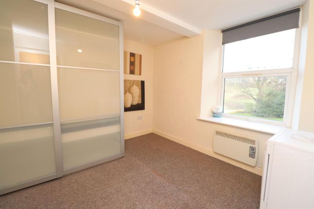 Apartment 6, Airedale House, 8, Rodley Lane, West Yorkshire photo 5