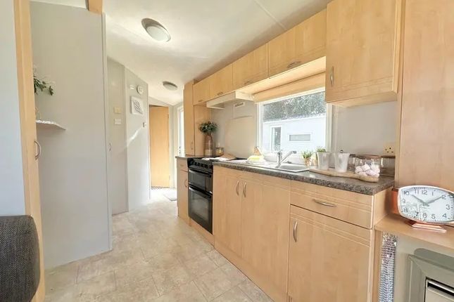 Broadland Sands Holiday Park, Corton photo 3