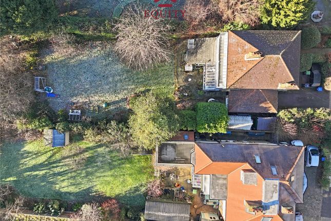 27, Cecil Road, Enfield photo 3