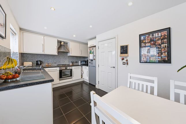 14, Westbourne Close, Ince In Makerfield photo 4