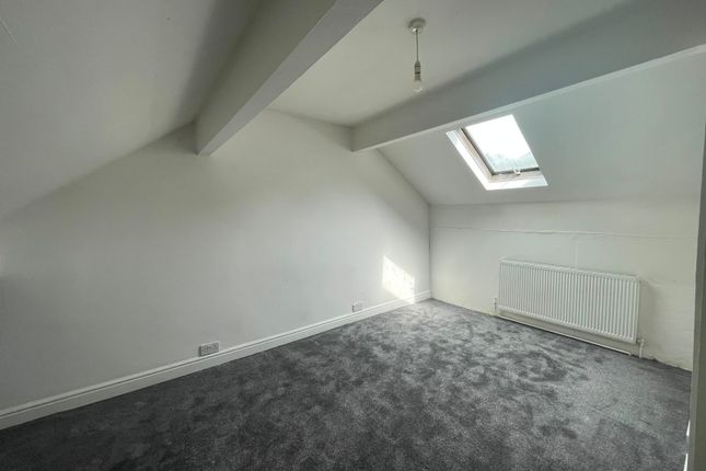 180, Mansfield photo 5