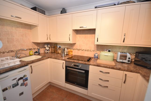 25, St. Johns Park, Whitchurch photo 4