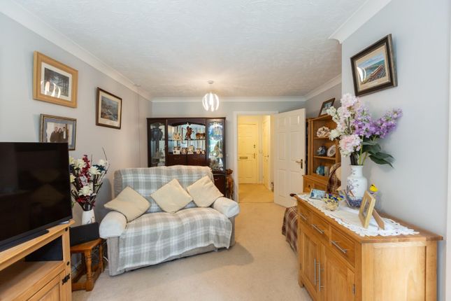9, Cwrt Beaufort, Swansea photo 3