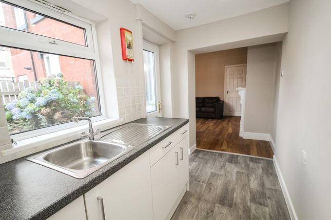 4, Archery Place, Leeds photo 4