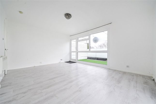 42, Avalon Close, Enfield photo 4