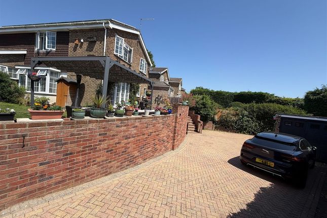 4-bed house on Burleigh Way, Crawley Down, £615,000
