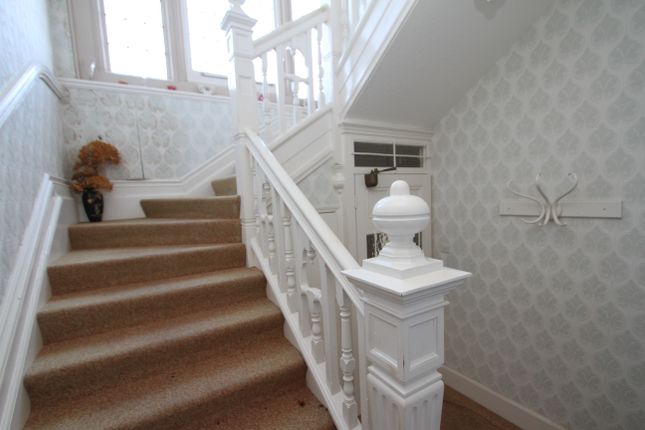 3 Southover, Staveley Road, Eastbourne photo 4