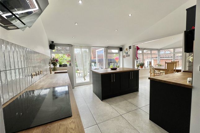 53, Westbury Way, Dorset photo 4