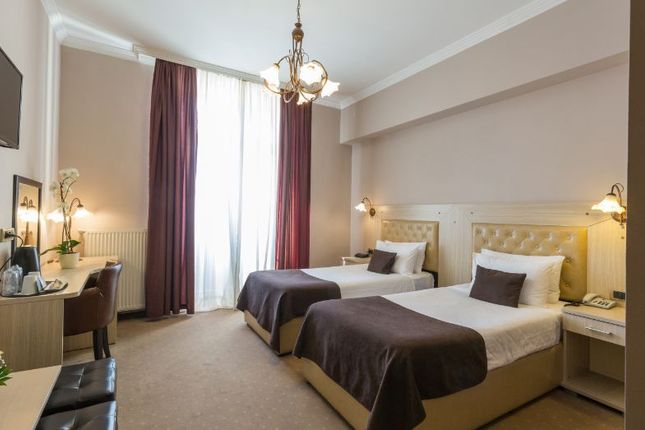 Flat for sale in Central Manchester Hotel, Elsinore Rd, Manchester