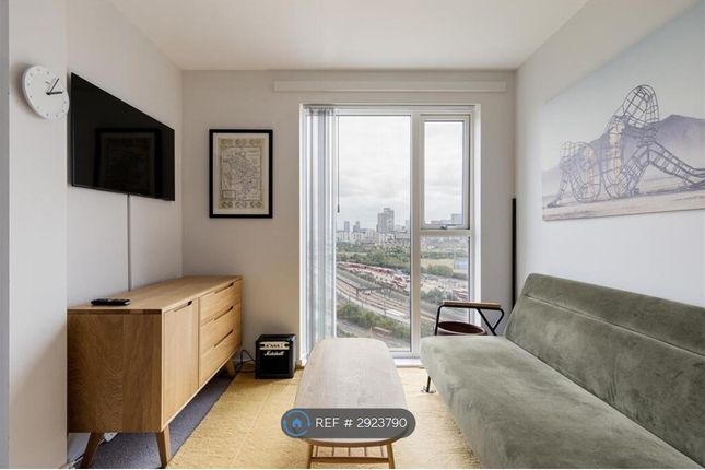 Siskin Apartments Dunedin Road, London photo 5