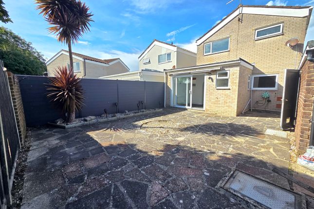 22, LEE-ON-THE-SOLENT photo 2