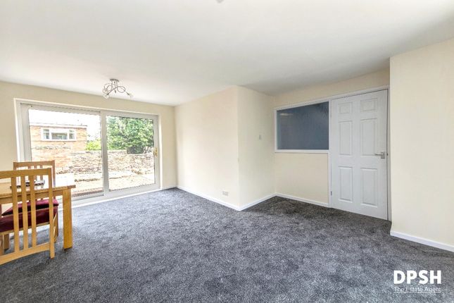 6 Primrose Walk, Churwell, Leeds photo 5