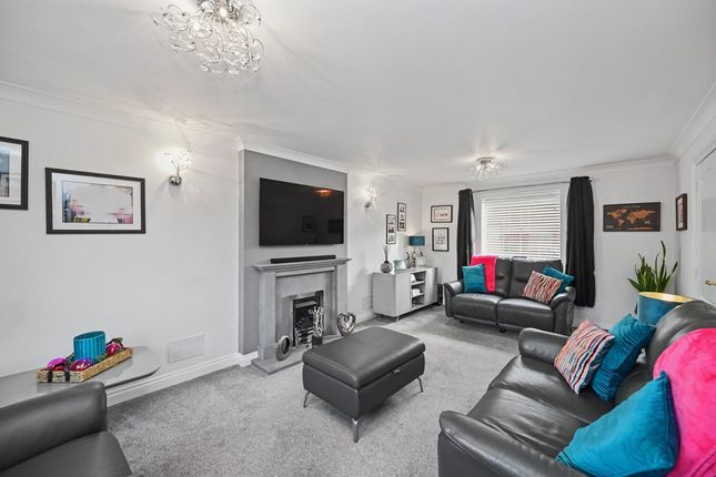 49, Coton Park Drive, Rugby photo 4