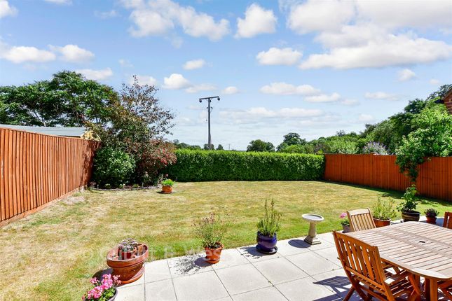 4-bed detached on 7, Oakford Park, Chichester, £750,000