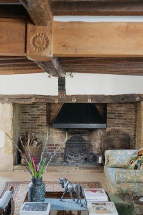 312504 - 10 High St, Toft-62.Jpg