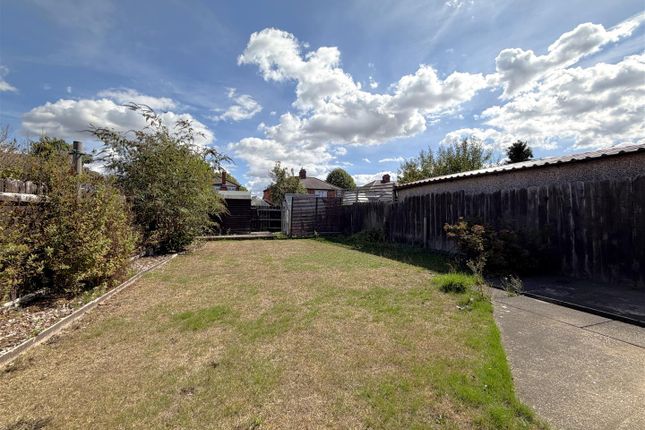 11, Hawton Road, Newark photo 3
