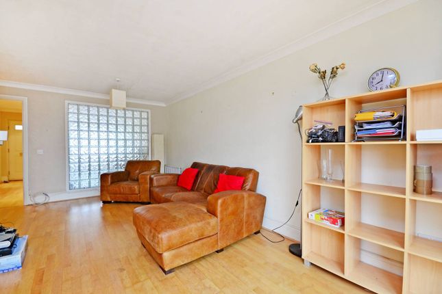 Osier Crescent, Muswell Hill photo 2