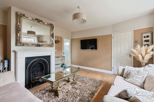 25, Birkbeck Road, Brentwood photo 2