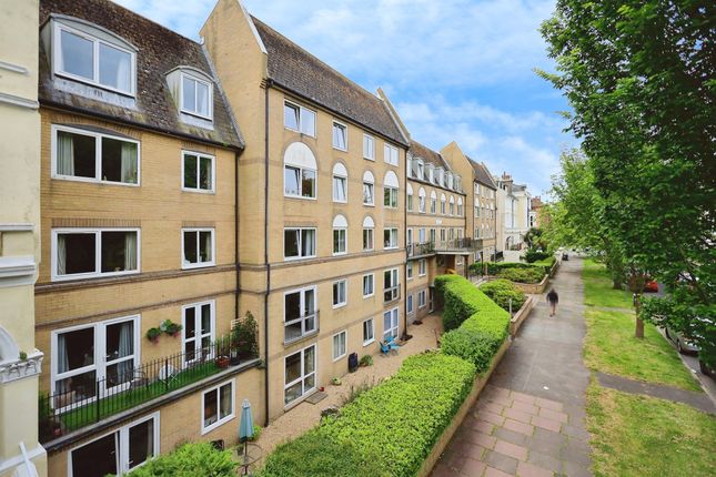 The Avenue, Eastbourne BN21, 1 bedroom flat for sale - 67686848 ...