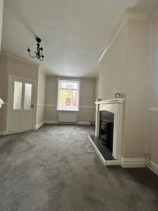 4 William Street, Dewsbury photo 3