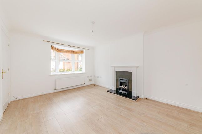 8413984-Interior12-800.Jpg