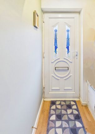 24, Osborne Way, Rossendale photo 4