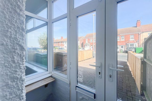 19, Waxholme Road, Withernsea photo 3