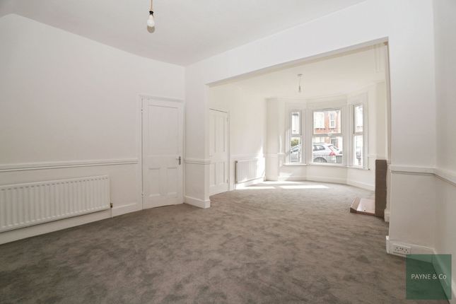 157 Kingston Road, Ilford photo 3