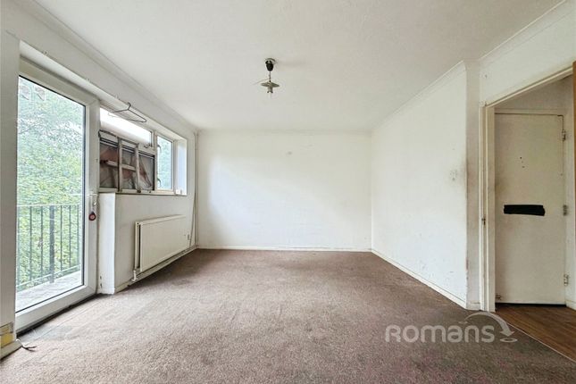 49, Chapel Road, Surrey photo 3