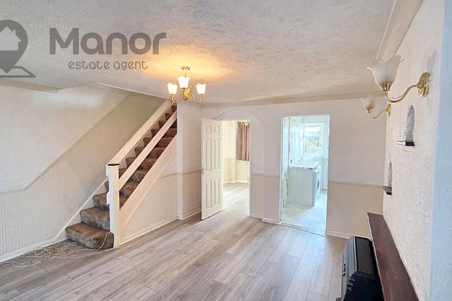 Whatsapp Image 2025-11-13 At 13.29.48 (1)