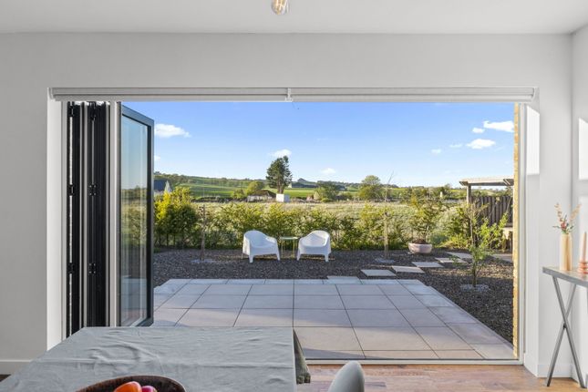 10a, Craiglaw, Broxburn photo 4