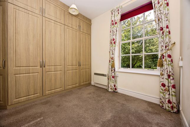 Flat 4 Adams House, 2, Adams Way, Hampshire photo 4