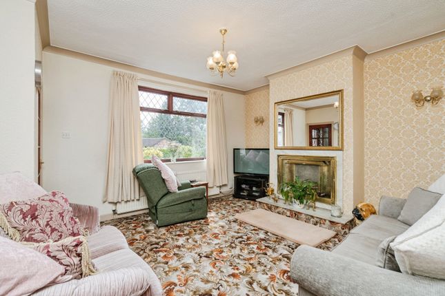 27, Dobb Brow Road, Bolton photo 4