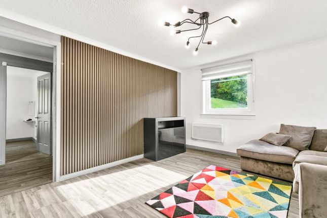 14B, Buchanan Drive, Glasgow photo 4