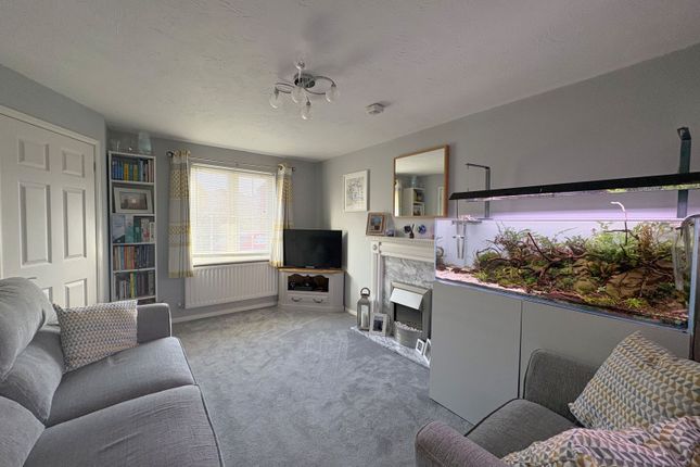 5 Gadwell Road, Walton Cardiff, Tewkesbury photo 2