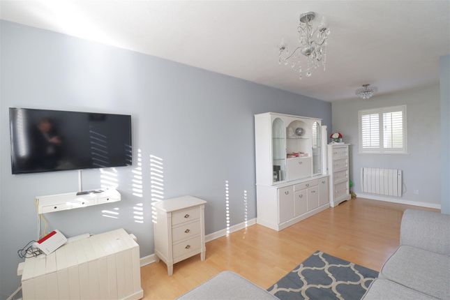 Flat for sale in Mill Court, Braintree