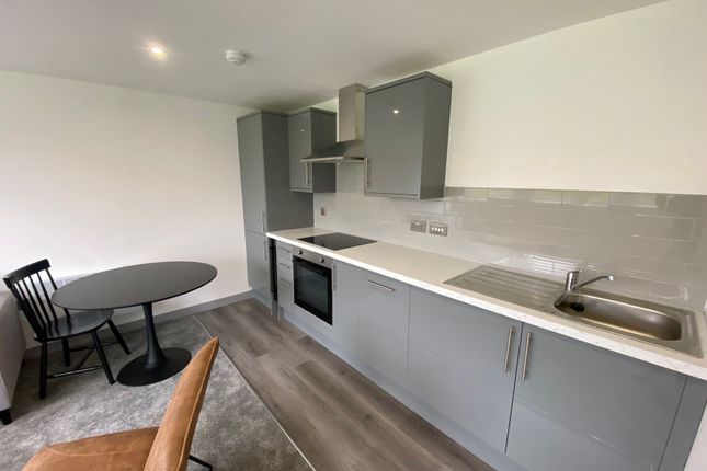 G13, Yeadon House, Green Lane, LEEDS photo 3