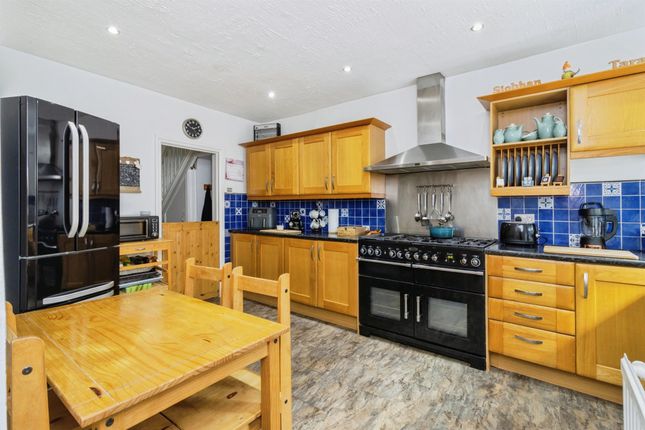 371, Teignmouth Road, Torquay photo 4