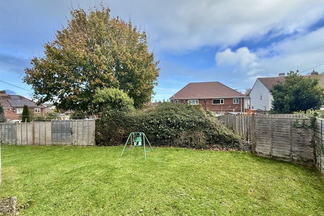 3, Castor Close, Brixham photo 3