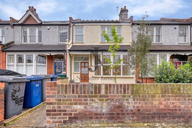 Thumbnail Flat to rent in St Johns Villas, Friern Barnet Road, London