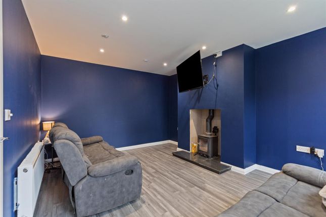 77, Millbank Grove, Ballynahinch photo 3