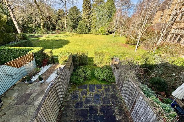 8, Dundreggan Gardens, Didsbury photo 4
