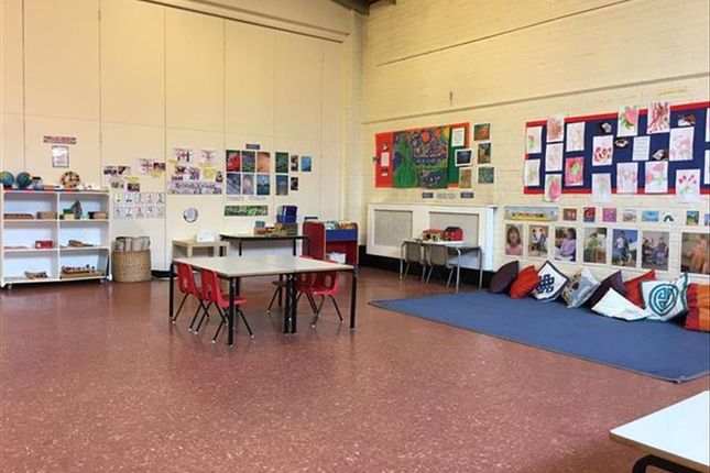 Commercial Property For In Montessori Nursery School Sw18 Photo 13 Of Montessori Nursery School Sw18 Earlsfield London