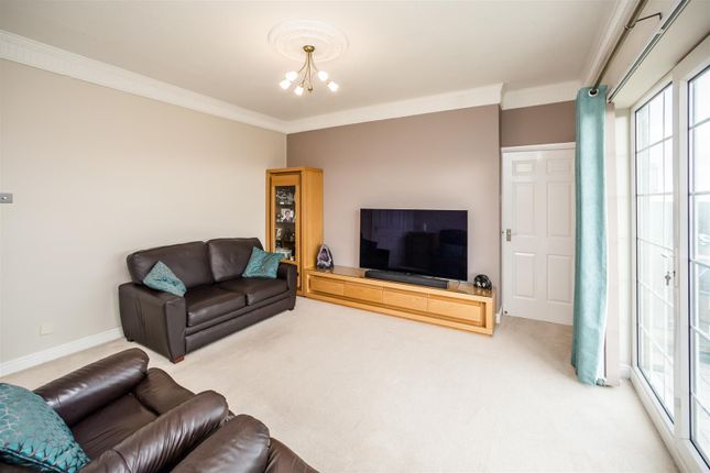 Flat for sale in Sandringham Court, Woodland Glade Bradley, Huddersfield