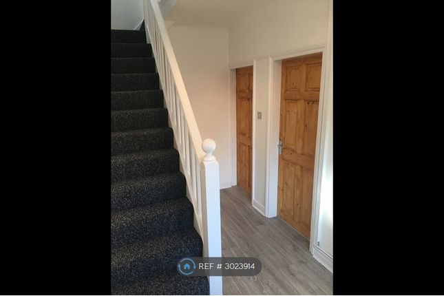 Neville Road, Bromborough, Bromborough photo 3
